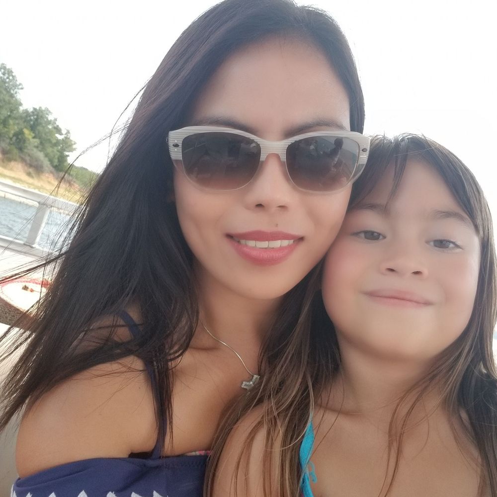 Meet your Posher, Maristela